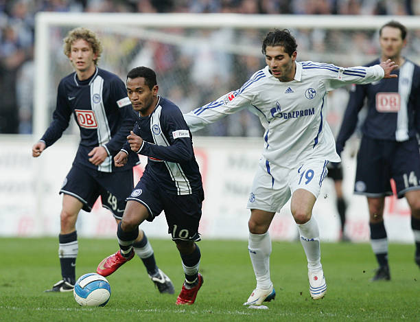 在此前与多 在此前与多