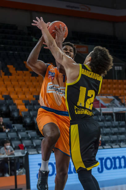 股新鲜力量 股新鲜力量